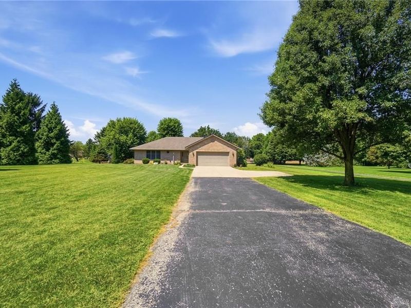 10619 Frederick Pike, Butler Township, OH 45377 Photo 4
