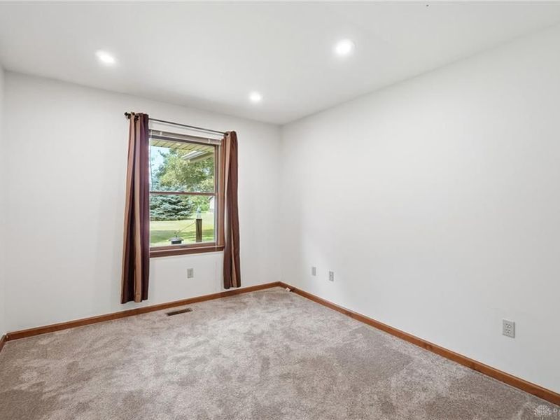 10619 Frederick Pike, Butler Township, OH 45377 Photo 40
