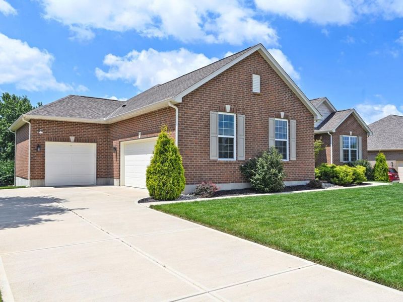 5515 Foxglove Drive, Fairfield Twp, OH 45011 Photo 2