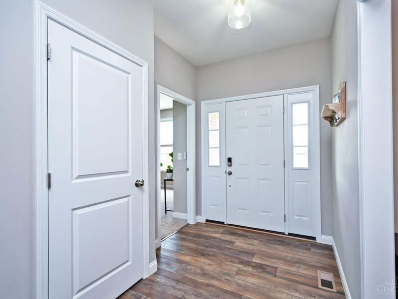 5515 Foxglove Drive, Fairfield Twp, OH 45011 Photo 3