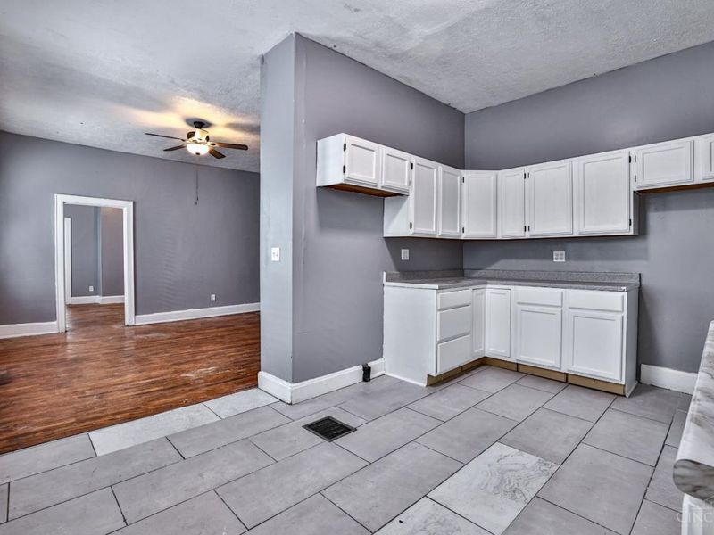 538 Grand Avenue, Cincinnati, OH 45205 Photo 14