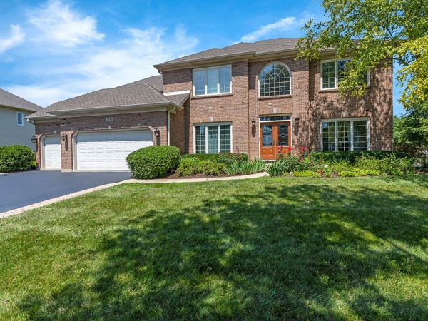 2780 Freeland Circle, Naperville, IL 60564