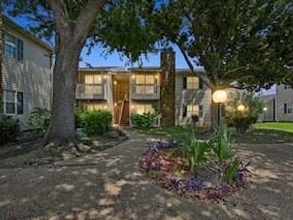 732 VILLAGE Road, Unit E, Kenner, LA 70065