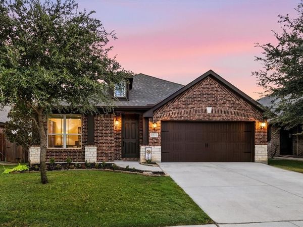 9516 Athens Drive , Denton, TX 76226