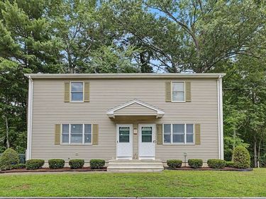 58-60 Beverly Lane, Springfield, MA 01151