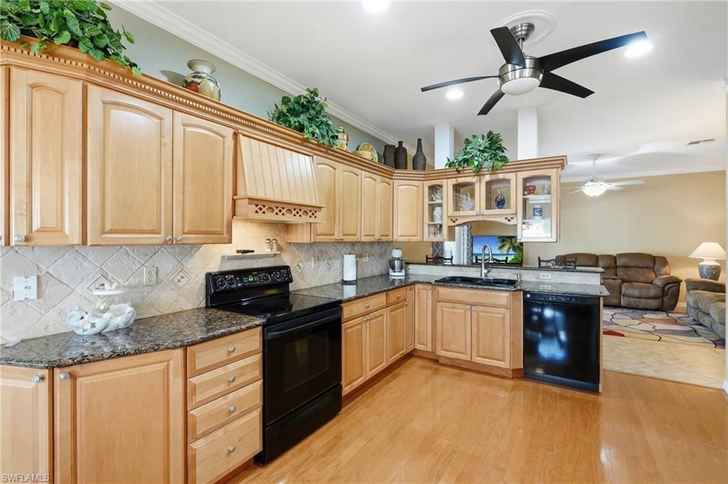 8805 Fawn Ridge Dr, Fort Myers, FL 33912 Photo