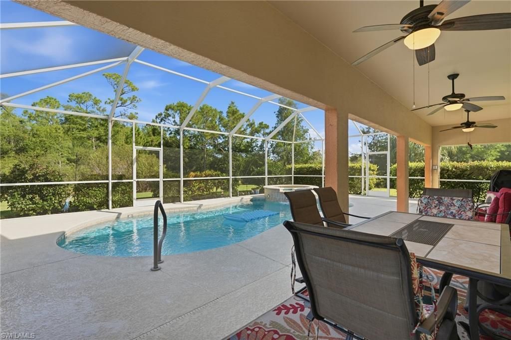 8805 Fawn Ridge Dr, Fort Myers, FL 33912 Photo