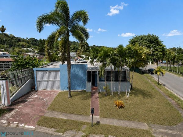 929 CALLE LIRIO, Trujillo Alto, PR 00976