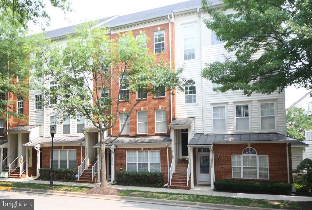 628 B MAIN STREET , GAITHERSBURG, MD 20878