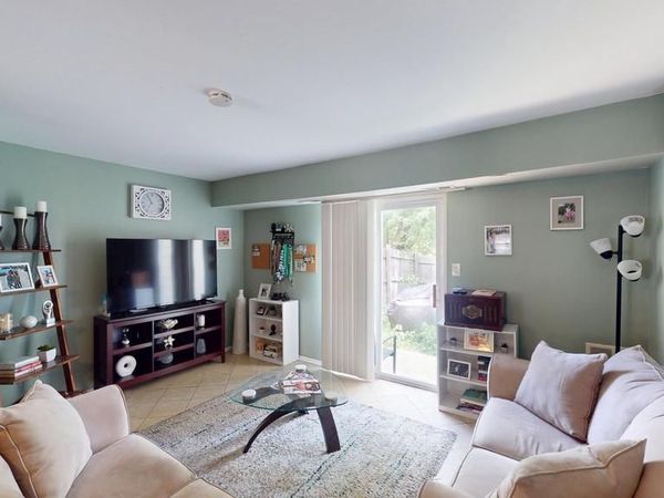 11 LA CASCATA TNHS, CLEMENTON, NJ 08021