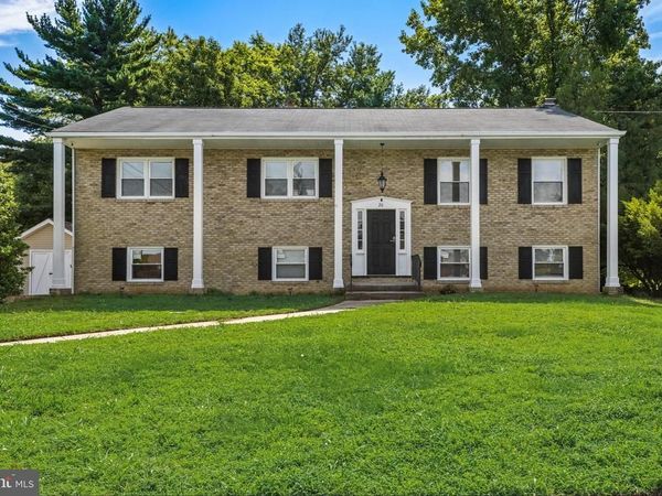 20 MEADOW ROAD, PENNSVILLE, NJ 08070
