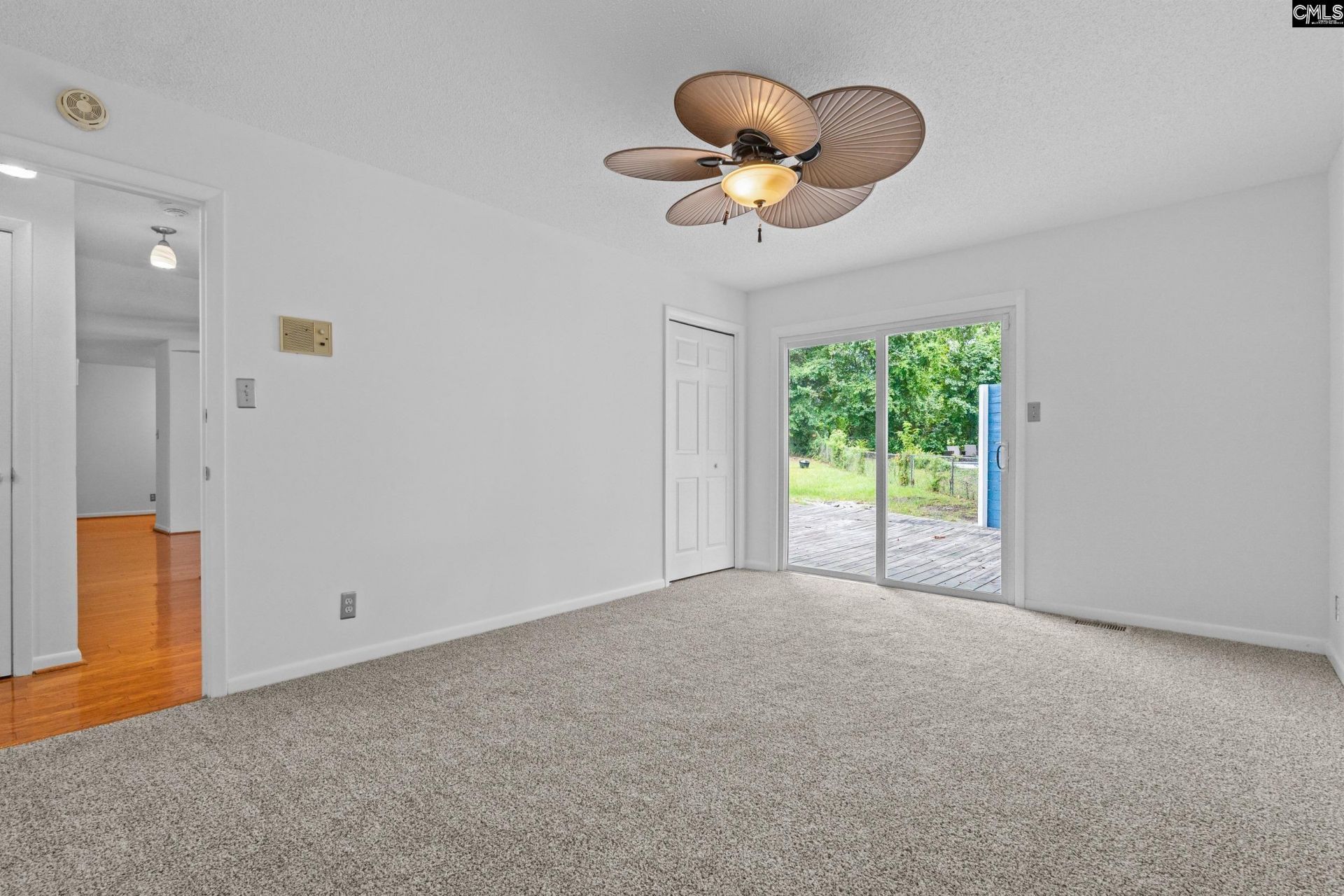101 Stuart Lane  Photo 15