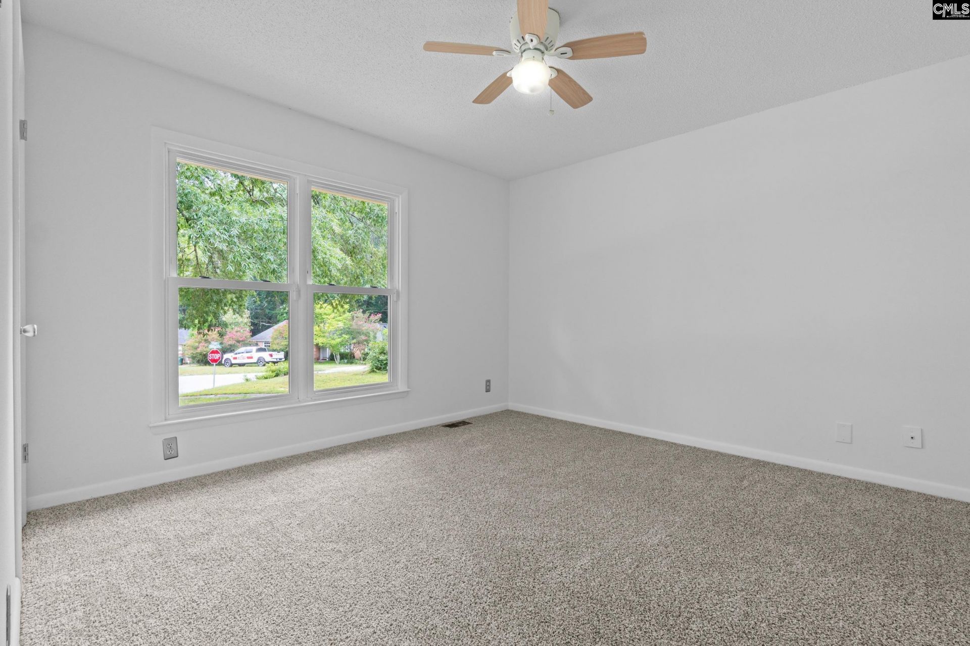 101 Stuart Lane  Photo 22