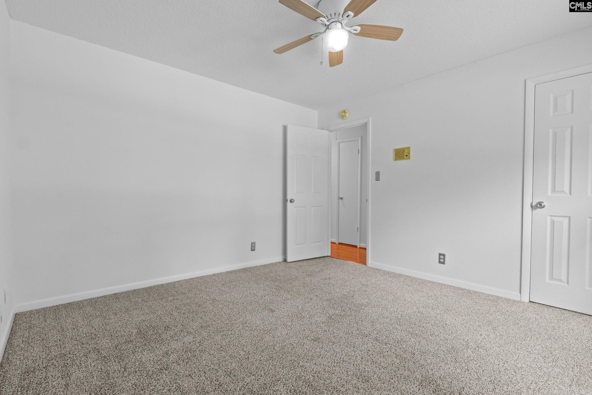 101 Stuart Lane  Photo 23