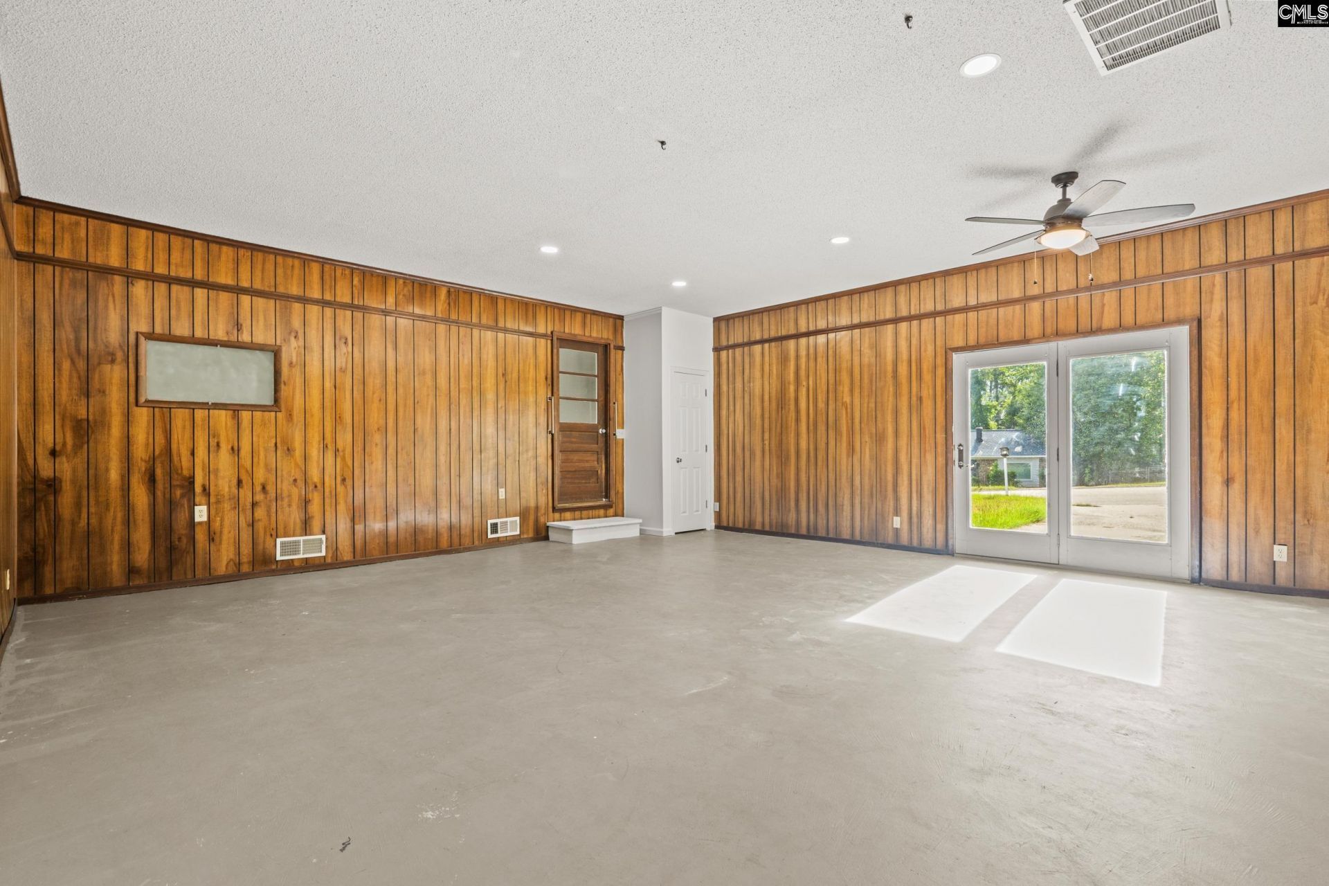 101 Stuart Lane  Photo 29