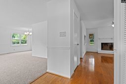 101 Stuart Lane  photo 4