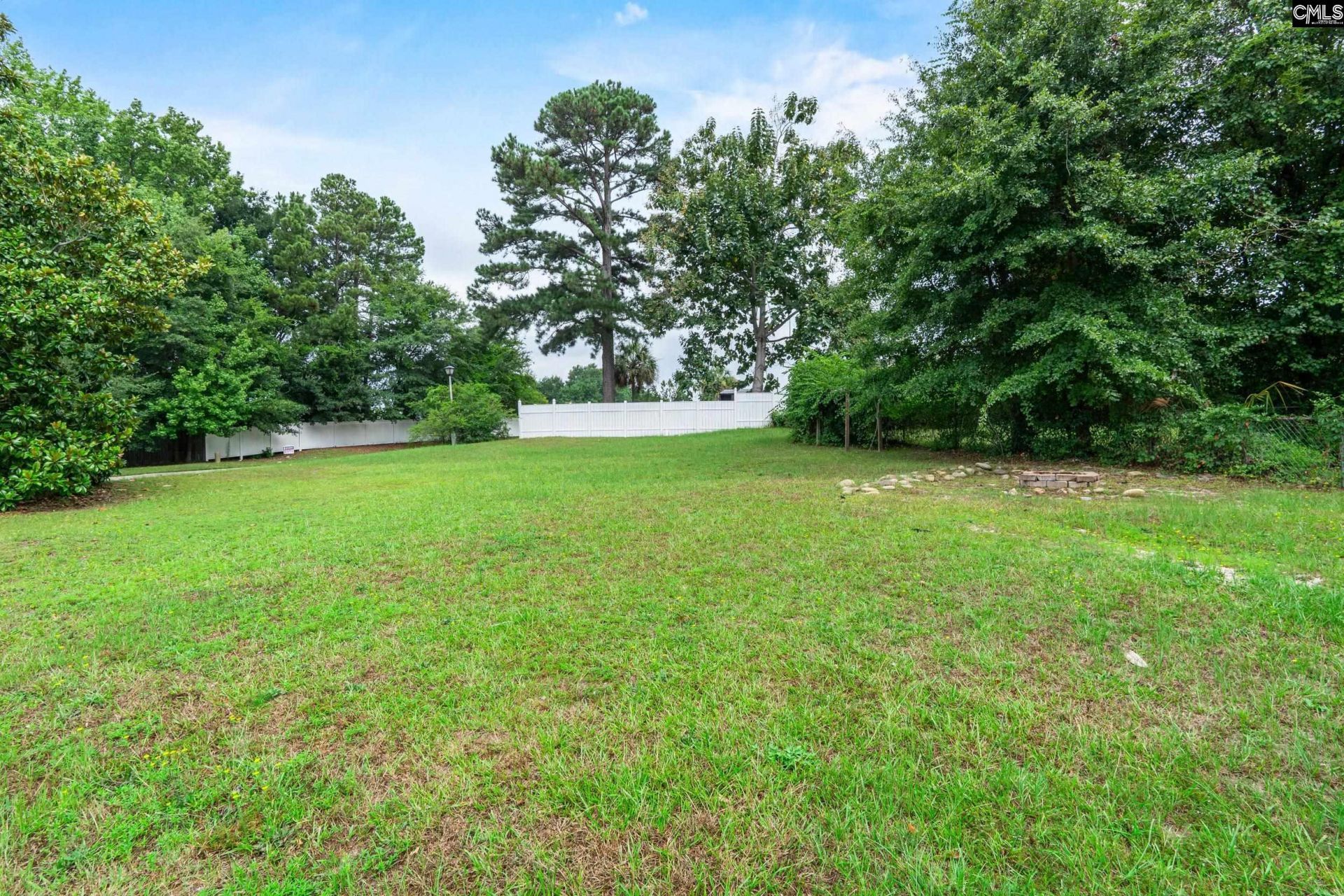 101 Stuart Lane  Photo 33