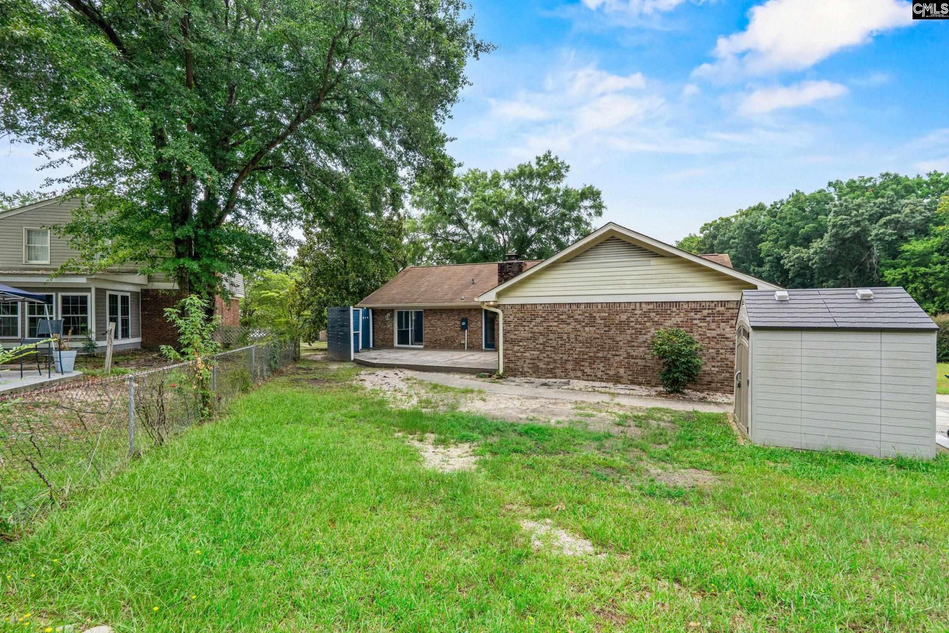 101 Stuart Lane  Photo 34