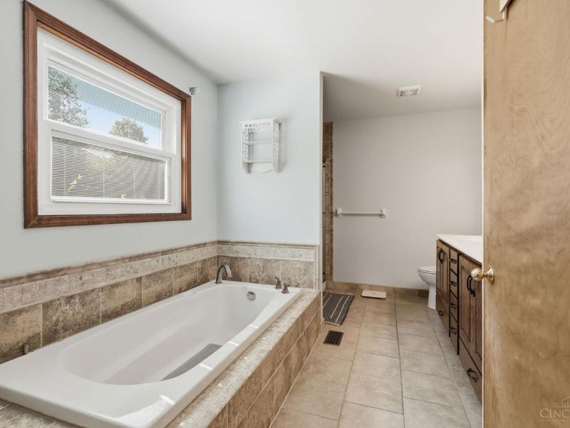 7208 Wesselman Road, Miami Twp, OH 45002 Photo 23
