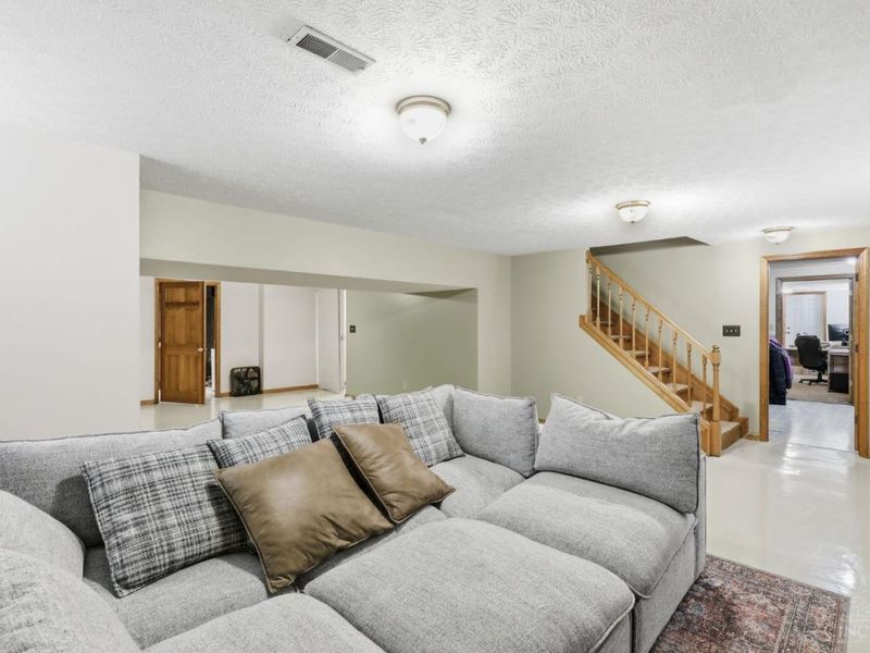 7208 Wesselman Road, Miami Twp, OH 45002 Photo 30