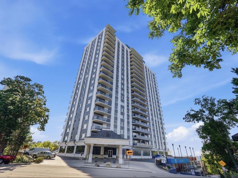 2200 Victory Parkway, Unit 905, Cincinnati, OH 45206 Photo 3