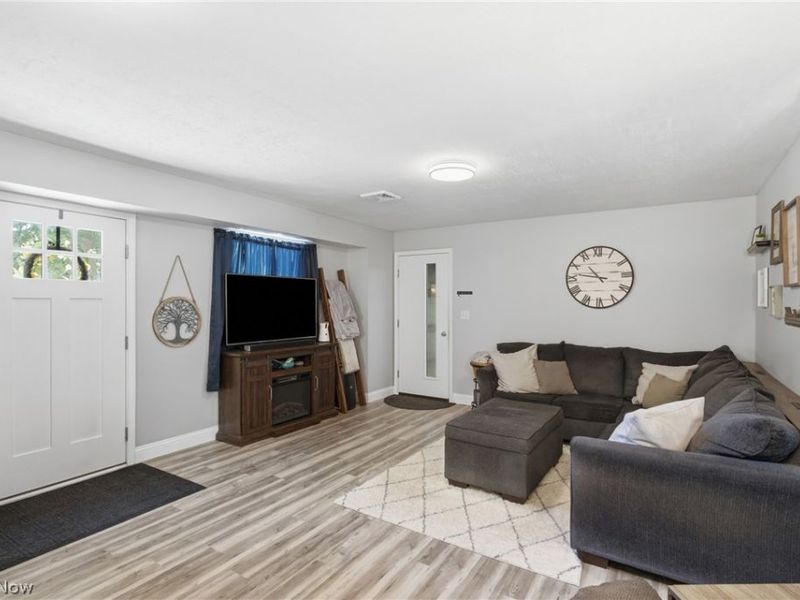 1846 Edwards Drive , Akron, OH 44306 Photo 9