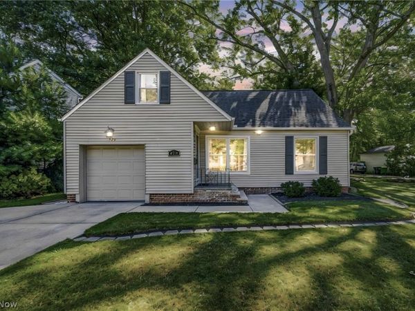 913 Glenside Road , South Euclid, OH 44121