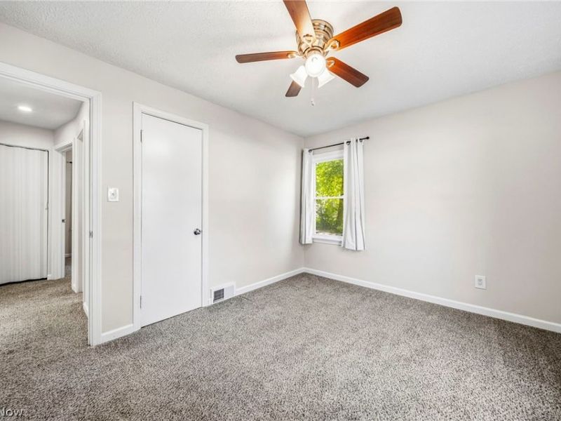 913 Glenside Road, South Euclid, OH 44121 Photo 14