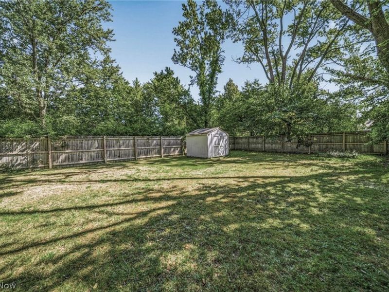 913 Glenside Road, South Euclid, OH 44121 Photo 27