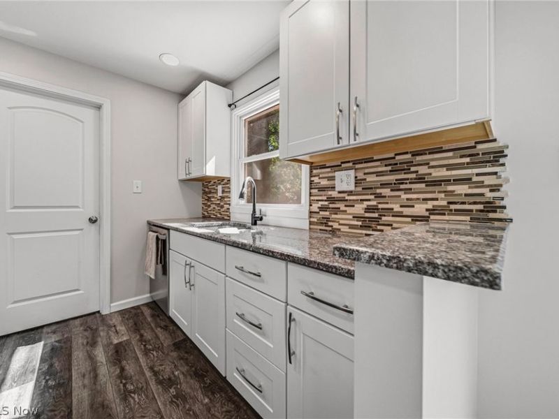 913 Glenside Road, South Euclid, OH 44121 Photo 7