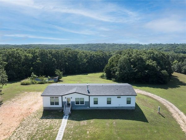 1546 1st Avenue, Gravette, AR 72736