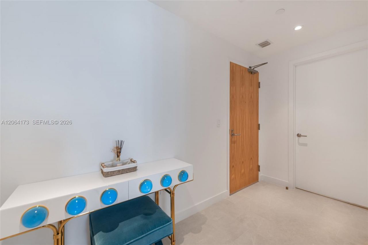 500 Alton Rd , Unit 1204, Miami Beach, FL 33139 Photo