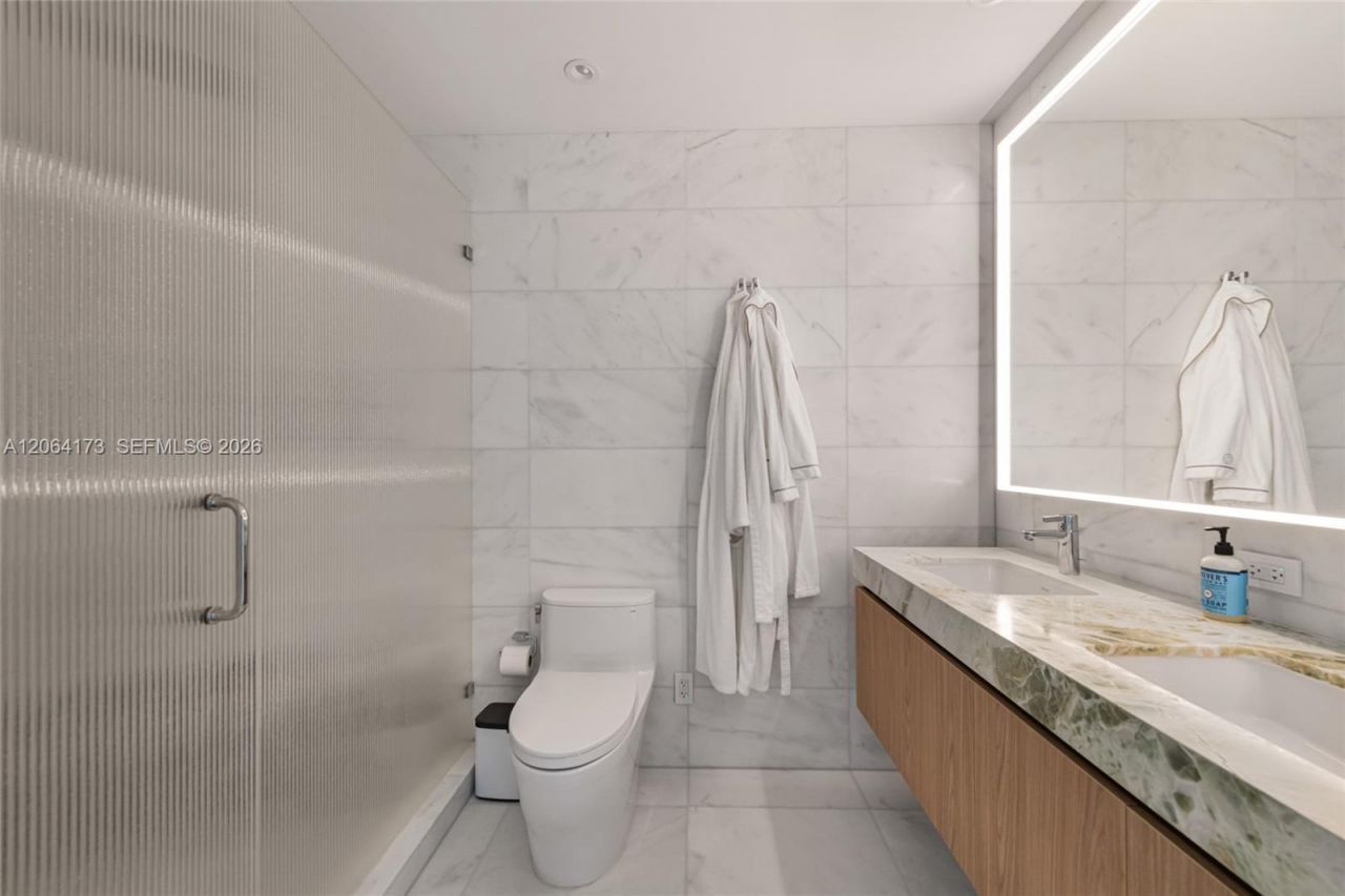 500 Alton Rd , Unit 1204, Miami Beach, FL 33139 Photo
