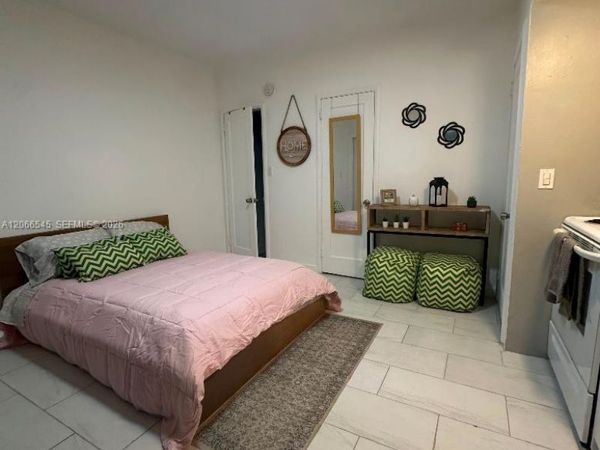 1293 NE 109th St , Unit 3, Miami, FL 33161