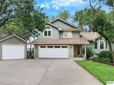 14506 Hackberry Lane, Plattsmouth, NE 68048