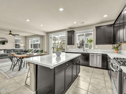 1973 Zidane Drive, Sparks, NV 89436 Photo