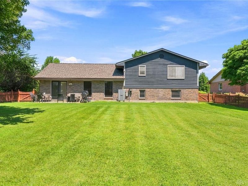 1748 Sherwood Forest Drive, Miamisburg, OH 45342 Photo 32