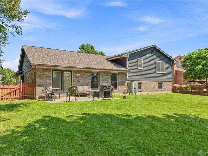 1748 Sherwood Forest Drive, Miamisburg, OH 45342 Photo 39