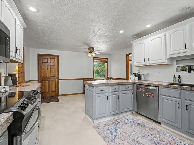 5696 Overbrooke Road, Kettering, OH 45440 Photo 13