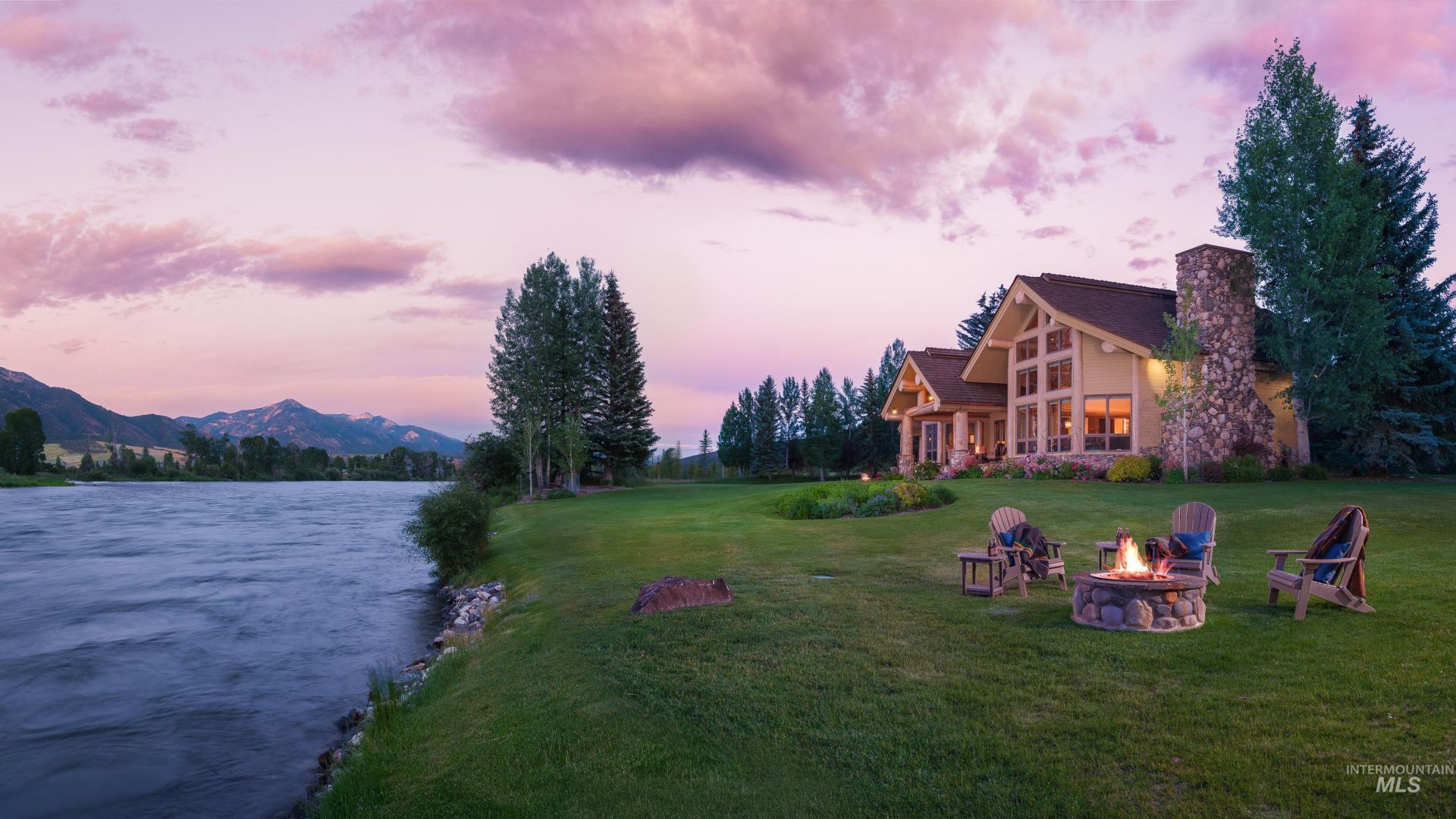567 & 605 Snake River Rd, Swan Valley, ID 83449 Main Photo