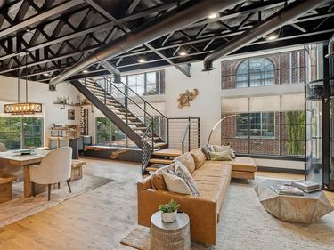 3911 Gilbert Avenue, Unit D, Dallas, TX 75219