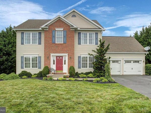 155 ELEAHS CROSSING, GREENCASTLE, PA 17225