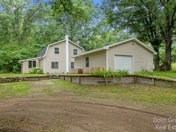 1585 Clinton Lane, White Cloud, MI 49349
