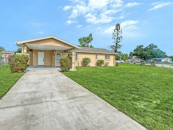 3307 NEWTOWN BOULEVARD , SARASOTA, FL 34234