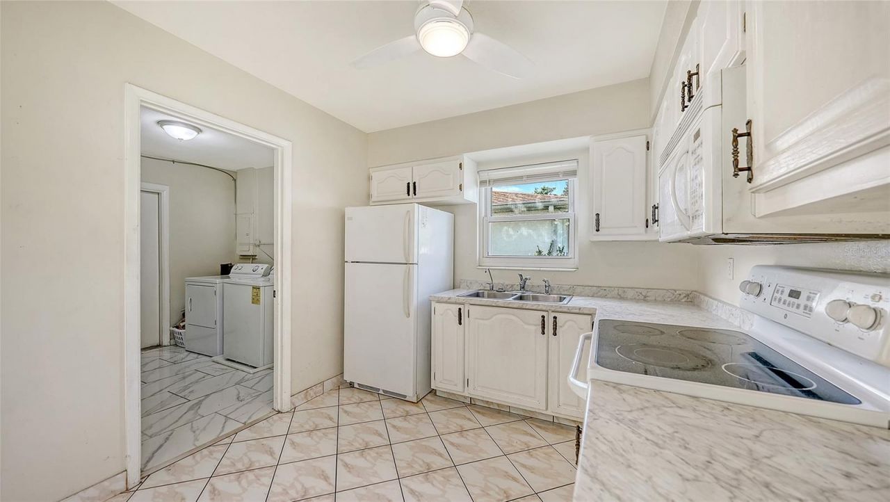 3307 Newtown Boulevard, Sarasota, FL 34234 Photo