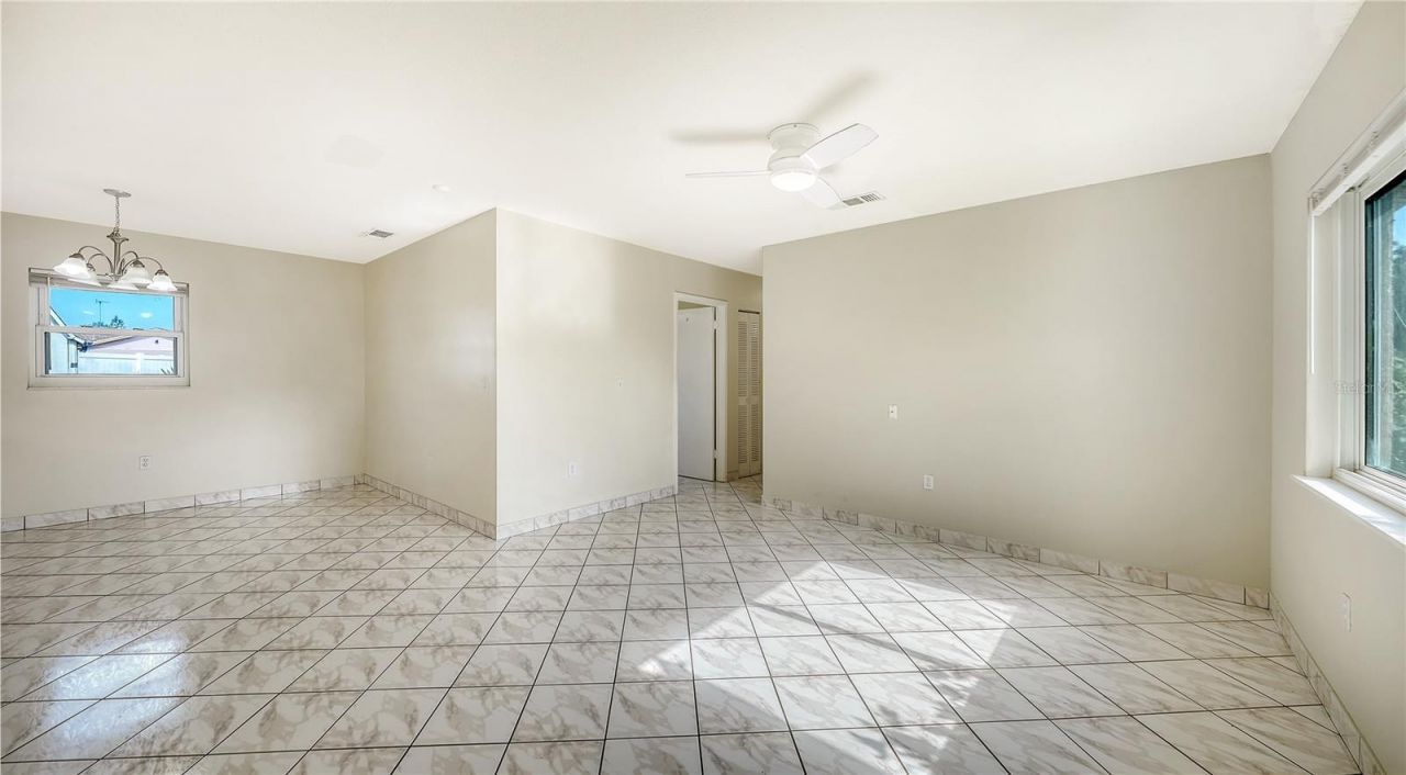 3307 Newtown Boulevard, Sarasota, FL 34234 Photo
