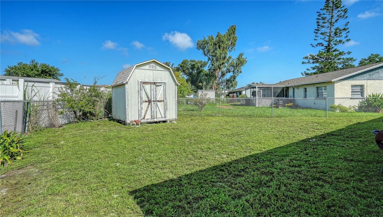3307 Newtown Boulevard, Sarasota, FL 34234 Photo