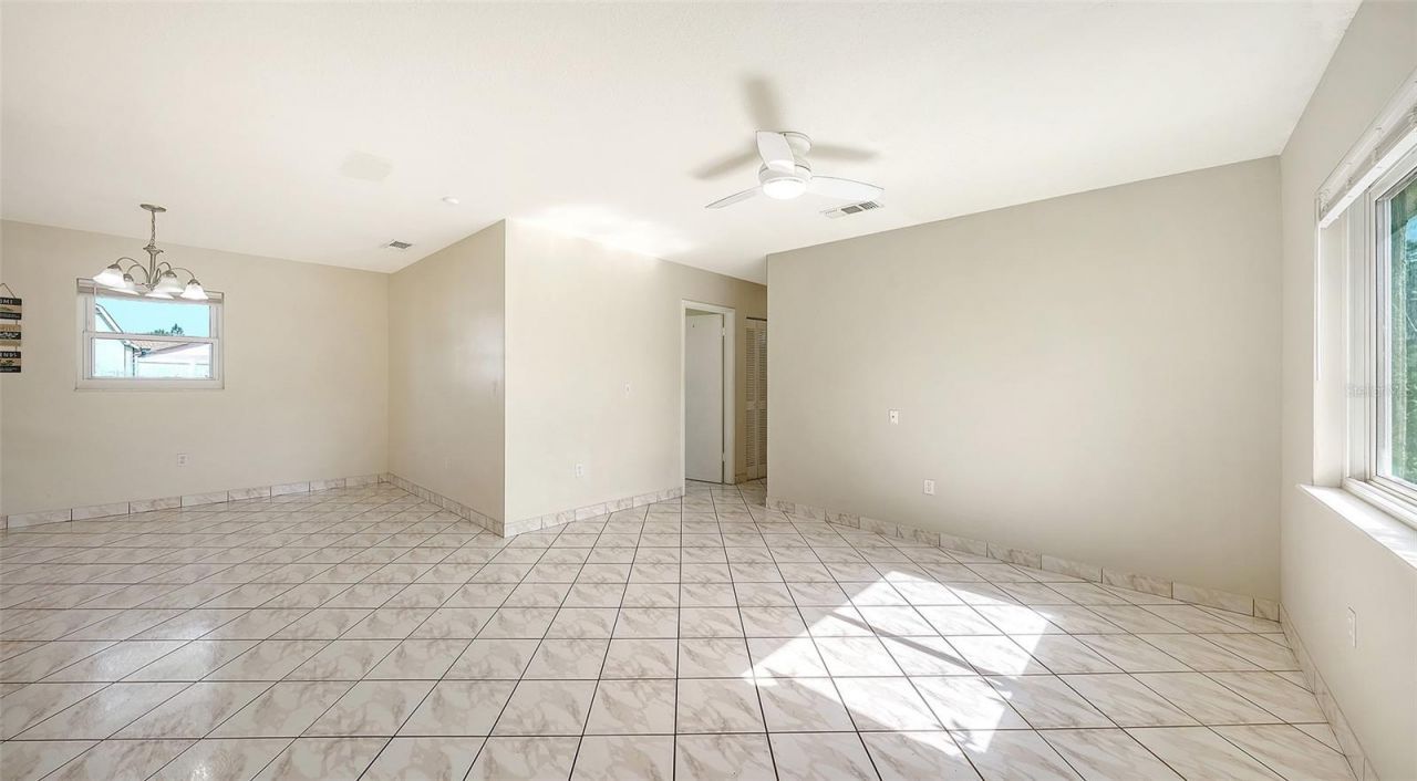 3307 Newtown Boulevard, Sarasota, FL 34234 Photo