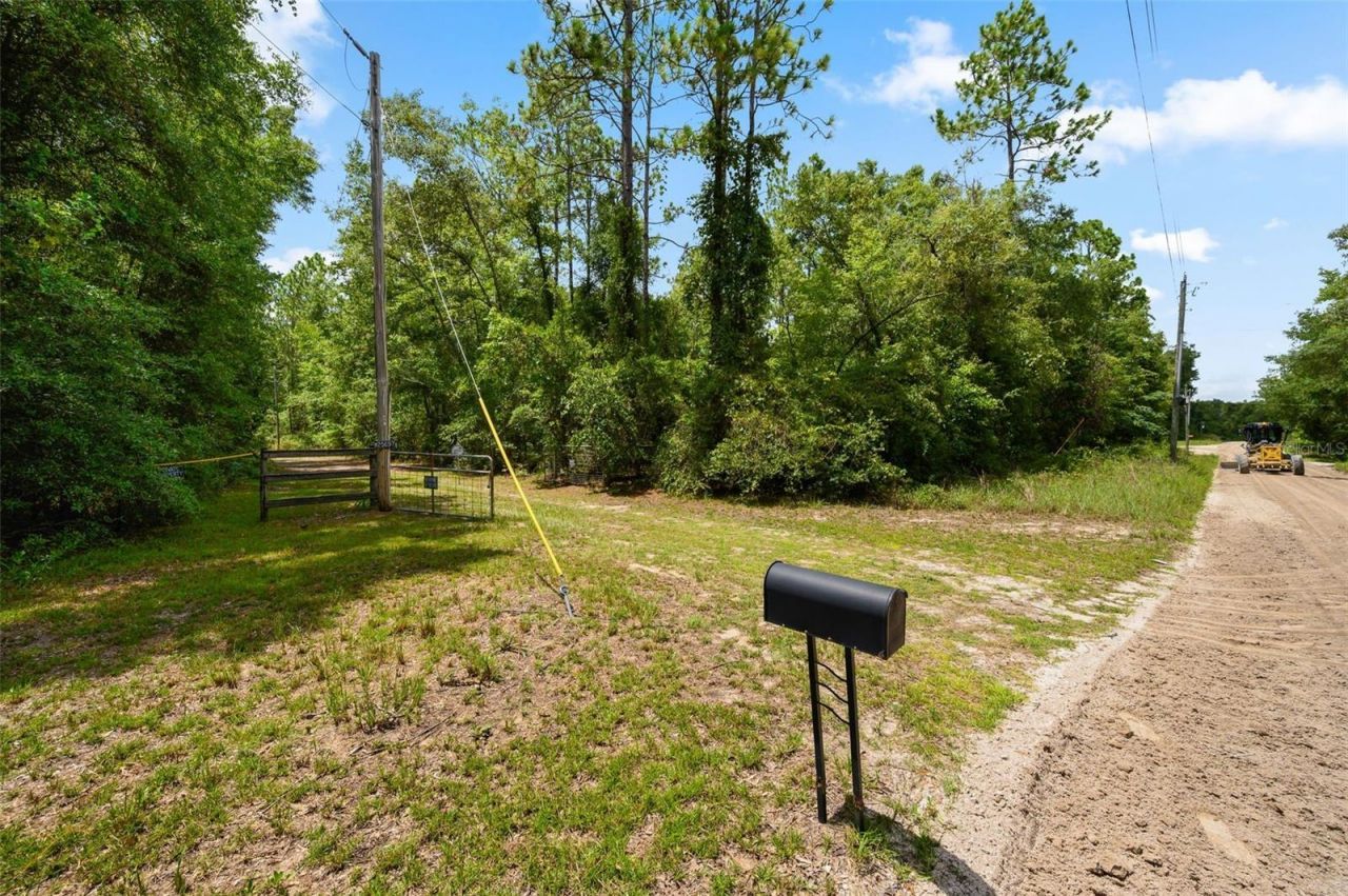 25697 21st Road, O Brien, FL 32071 Photo