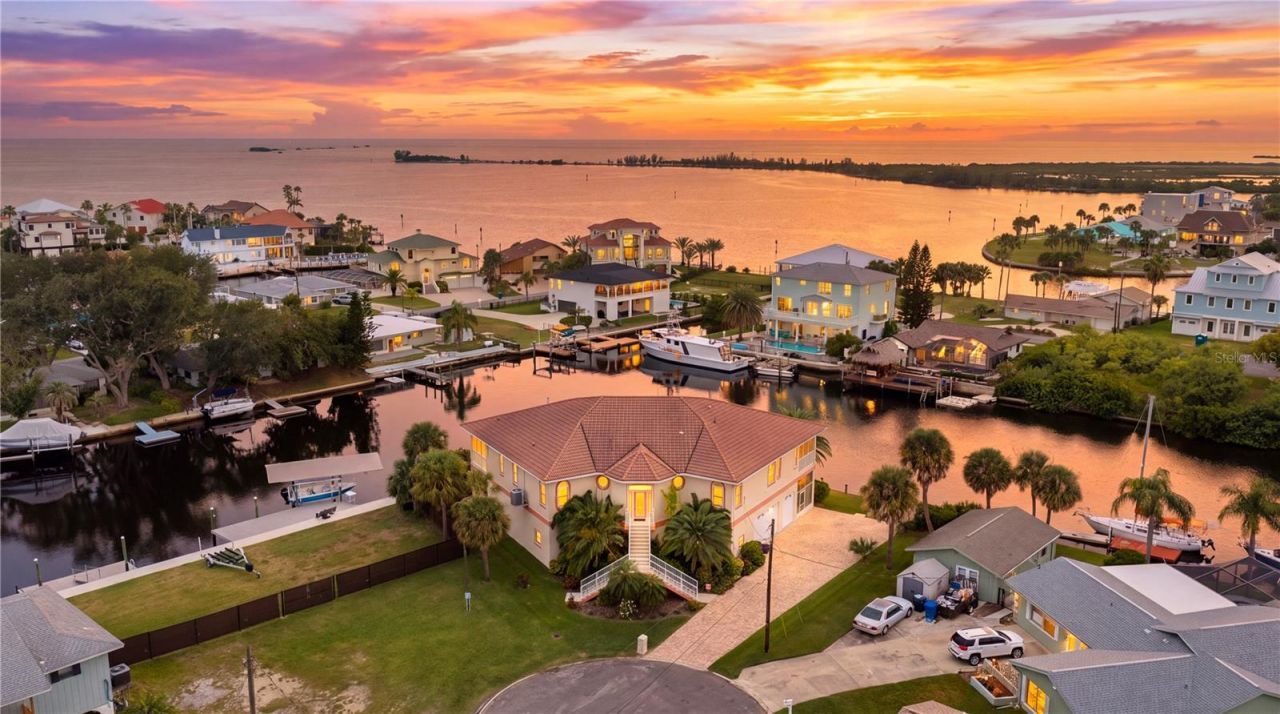 4295 Newport Drive, Hernando Beach, FL 34607 Photo